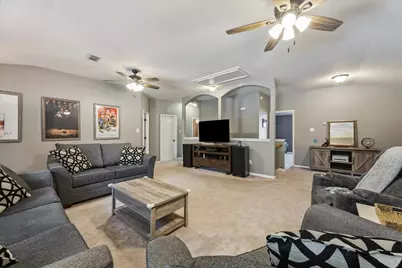 1041 Riverwood Drive, Dickinson, TX 77539 - Photo 18