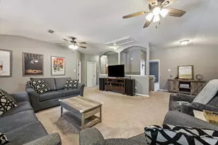 1041 Riverwood Dr, Dickinson, TX 77539 - Photo 18
