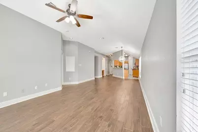 1289 Pinto Pass, Alvin, TX 77511 - Photo 18