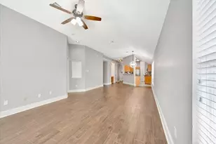 1289 Pinto Pass, Alvin, TX 77511 - Photo 18