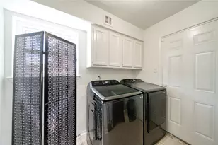 21434 Park Bluff Dr, Katy, TX 77450 - Photo 10