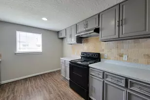 3416 Europa St, Houston, TX 77022 - Photo 8