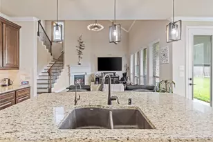 18002 Heartsong Dr, Cypress, TX 77429 - Photo 14