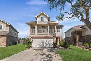 18714 Walden Glen Cir, Humble, TX 77346 - Photo 1