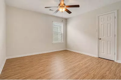 10046 Hillside Bayou Drive, Houston, TX 77080 - Photo 20