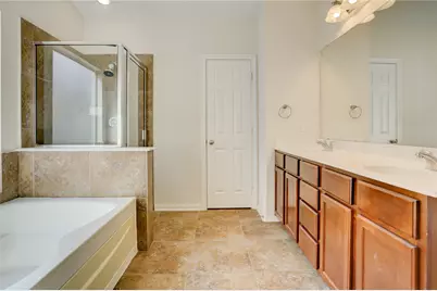 10046 Hillside Bayou Drive, Houston, TX 77080 - Photo 18