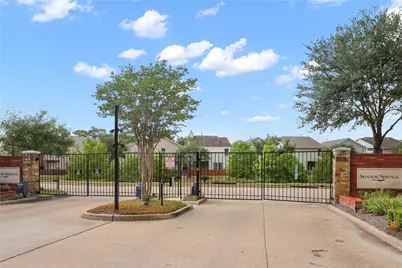 10046 Hillside Bayou Drive, Houston, TX 77080 - Photo 26