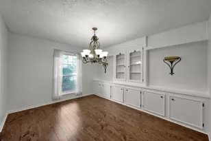 25606 Pecan Valley Cir, Spring, TX 77380 - Photo 10