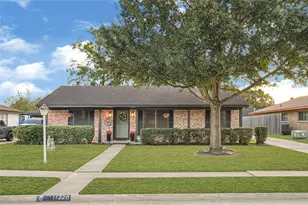11226 Sageburrow Dr, Houston, TX 77089 - Photo 2