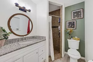 11226 Sageburrow Dr, Houston, TX 77089 - Photo 20