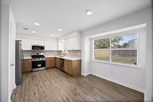 7311 Woodoak Dr, Houston, TX 77040 - Photo 12