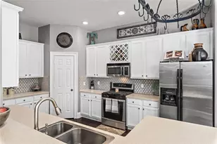 2 Hollow Glen Pl, The Woodlands, TX 77385 - Photo 14