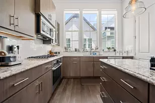 8646 Emnora Ln, Houston, TX 77080 - Photo 8