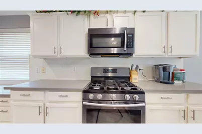 8835 Gas Light Village Drive, Houston, TX 77095 - Photo 16
