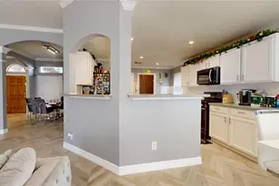 8835 Gas Light Village Dr, Houston, TX 77095 - Photo 16