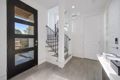 7327 Shadyvilla Pointe Drive, Houston, TX 77055 - Photo 8