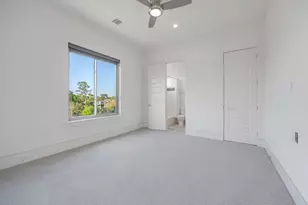 7327 Shadyvilla Pointe Dr, Houston, TX 77055 - Photo 40