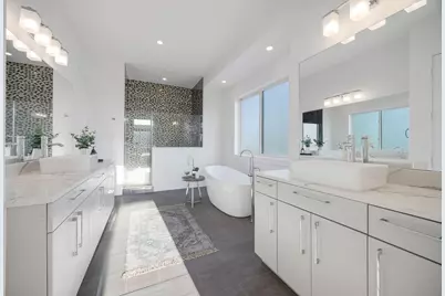 7327 Shadyvilla Pointe Drive, Houston, TX 77055 - Photo 32