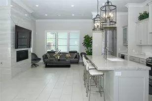 2431 Prairie Hollow Ln, Houston, TX 77077 - Photo 4