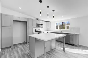 11759 W Hollyhill Dr, Plantersville, TX 77363 - Photo 8