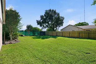 17311 Edgehaven Dr, Houston, TX 77489 - Photo 20