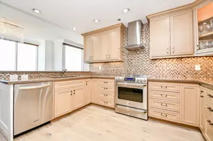 121 N Post Oak Ln, Houston, TX 77024 - Photo 16