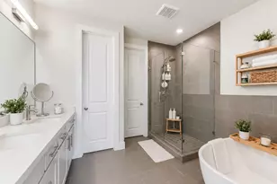 5205 Allen St, Houston, TX 77007 - Photo 18