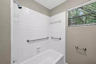 201 Lakeview Terrace Terrace, Conroe, TX 77356 - Photo 10