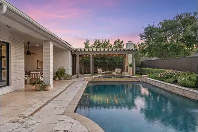 412 Northview Drive, Friendswood, TX 77546 - Photo 2