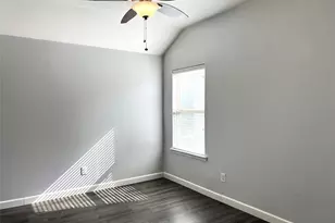 9111 Fuqua Ridge Ln, Houston, TX 77075 - Photo 18