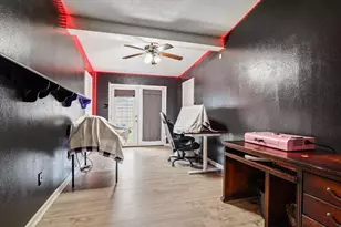 371 Somerset Ct, Alvin, TX 77511 - Photo 8