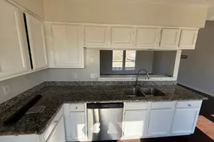 12915 Crystal Cove Dr, Houston, TX 77044 - Photo 8