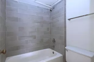 2626 Holly Hall St, Houston, TX 77054 - Photo 20
