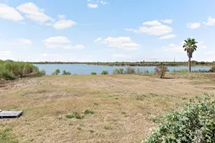 2055 Hwy 87, Crystal Beach, TX 77650 - Photo 22