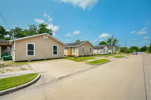 6010 Collingsworth, Houston, TX 77026 - Photo 1