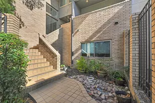 43 Legend Ln, Houston, TX 77024 - Photo 42