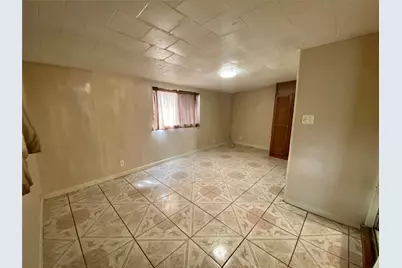 611 Bolster Street, Baytown, TX 77520 - Photo 6