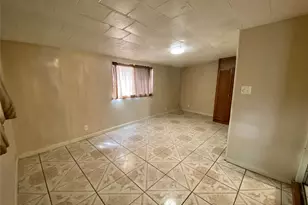 611 Bolster St, Baytown, TX 77520 - Photo 6