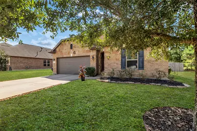 2012 Elkington Circle, Conroe, TX 77304 - Photo 4
