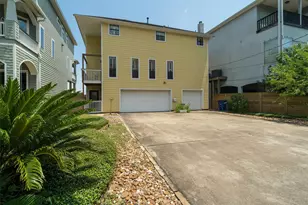 804 Bay Ave, Kemah, TX 77565 - Photo 2
