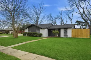 3903 High Point Ln, Houston, TX 77053 - Photo 2