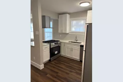 2424 Avenue 0 1/2 Street #3, Galveston, TX 77550 - Photo 8