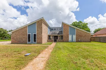 2120 Waverly Circle, Port Arthur, TX 77640 - Photo 2