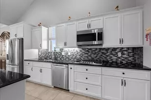 7014 Terrasso Dr, Hitchcock, TX 77563 - Photo 20