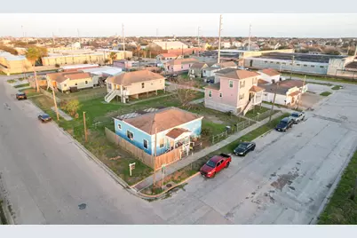 604 42nd Street, Galveston, TX 77550 - Photo 4