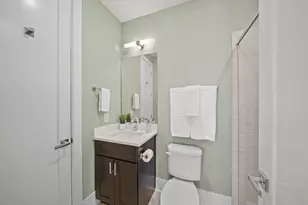 5703 Larkin St, Houston, TX 77007 - Photo 10
