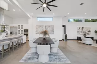 118 Tuam St, Houston, TX 77006 - Photo 16