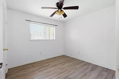 341 Dawn Hill Drive, Friendswood, TX 77546 - Photo 18