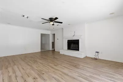 341 Dawn Hill Drive, Friendswood, TX 77546 - Photo 4