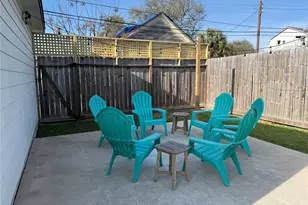 3424 Ursuline St, Galveston, TX 77550 - Photo 40